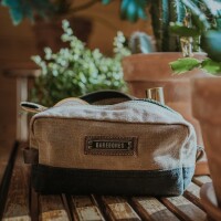 BAREBONES NEELUM DOPP KIT KHAKI
