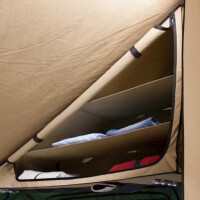 Armadio pensile sopra il letto