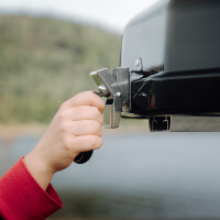 Tenda da tetto ibrida TEDPop con doppia apertura